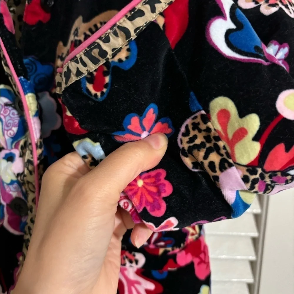 Children’s Place Velour Black Floral Leopard  Buttoned  Coat Jacket size 7-8